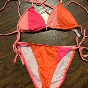 Victoria’s Secret string bikini